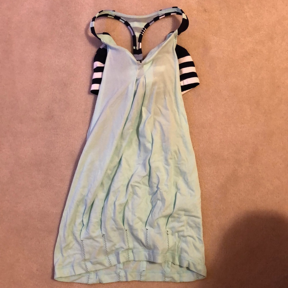 Lululemon top with built in sports bra
